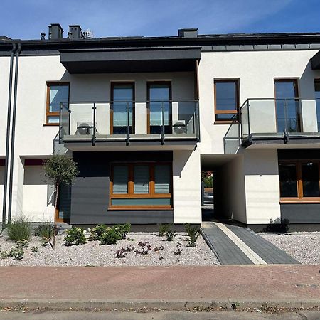 Dmk Blue Apartment Near Warsaw-Modlin Airport Nowy Dwór Mazowiecki Dış mekan fotoğraf