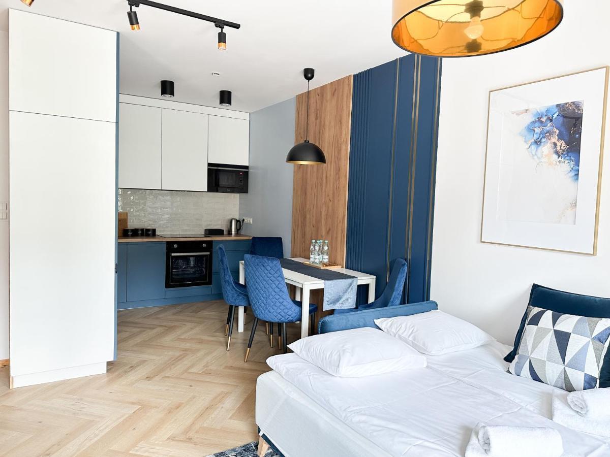 Dmk Blue Apartment Near Warsaw-Modlin Airport Nowy Dwór Mazowiecki Dış mekan fotoğraf
