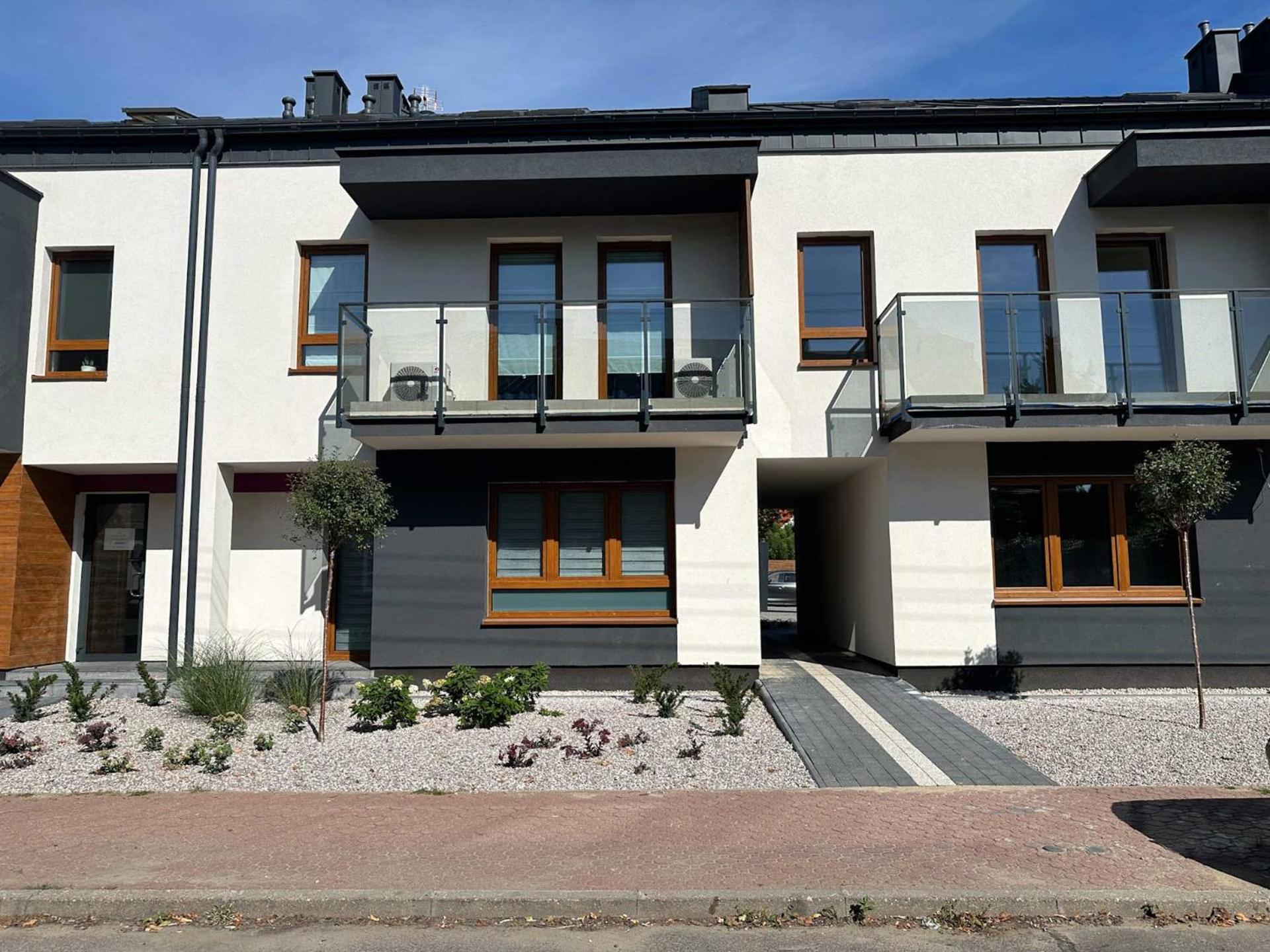 Dmk Blue Apartment Near Warsaw-Modlin Airport Nowy Dwór Mazowiecki Dış mekan fotoğraf